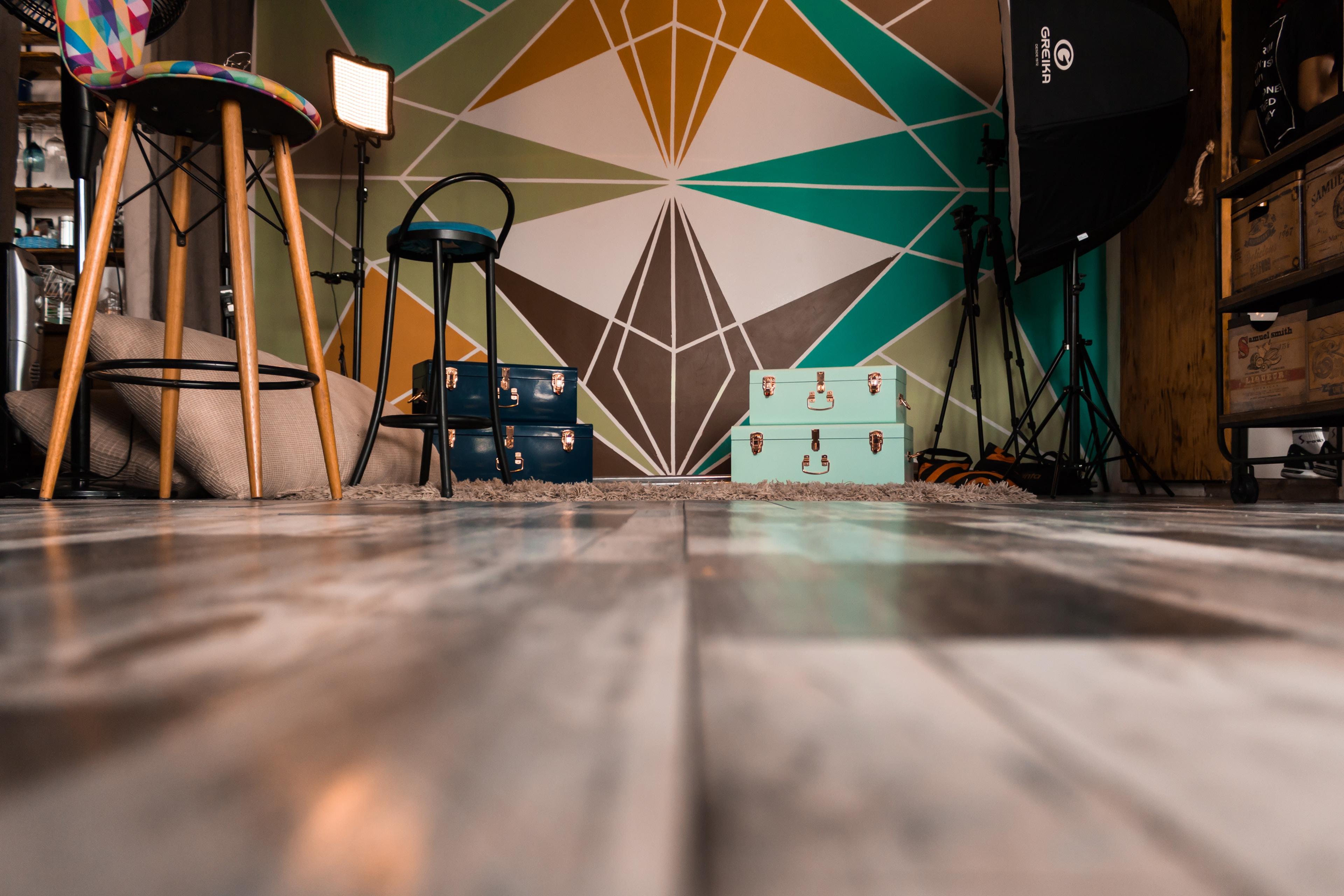 Picking the Perfect Texture and Color of Flooring: A Brief Guide